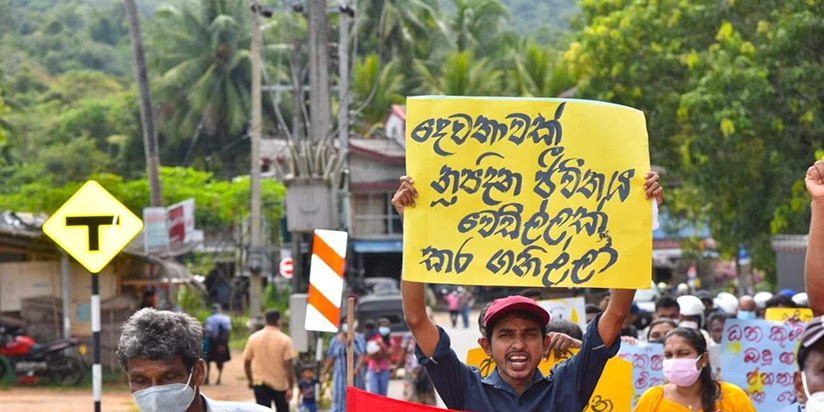 ලිහාගත යුතුම දේ තමයි නිර්දේශපාලනික සහා නිර්පාක්ෂික කියන අදහස් දෙක